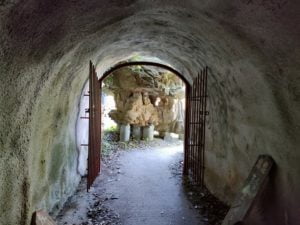 石手寺(51番)洞窟